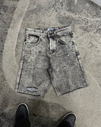 42 / grigio