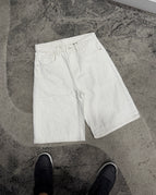 42 / bianco