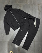 S / nero